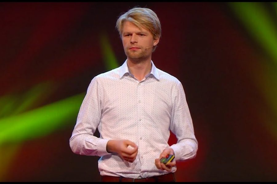 Unser Think Tank 30 Deutschland-Mitglied Armin bei einem TEDx Talk in Züric…